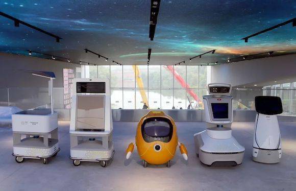 西部重庆科学城AI City首开区封顶，未来之城加速照进现实